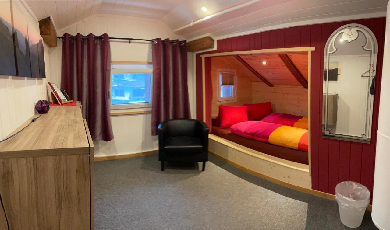 Adventure Hostel โคลสเตอร์ ภายนอก รูปภาพ