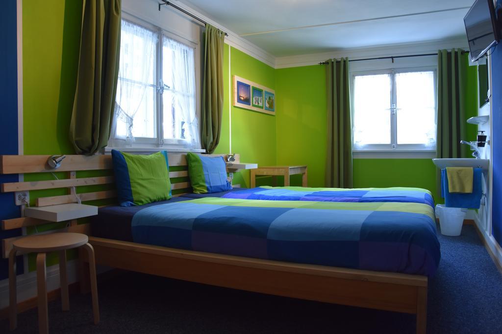 Adventure Hostel โคลสเตอร์ ภายนอก รูปภาพ